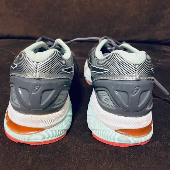 Excellent condition ASICS GEL NIMBUS 19 Womens 8 US 39.5 EUR Grey Seafoam Green - Picture 4 of 9